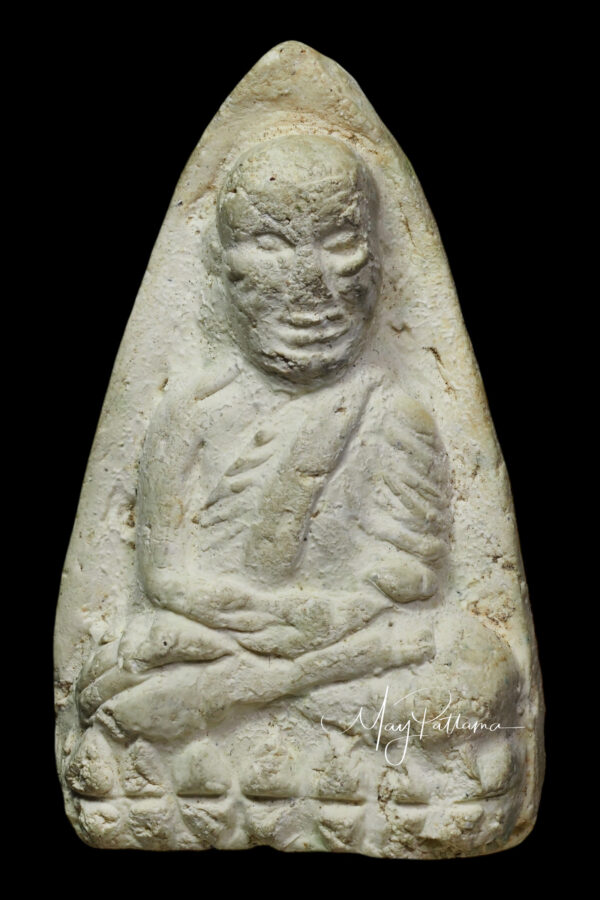 หลวงปู่ทวด วัดประสาท พิมพ์ใหญ่ปลายเเหลม เนื้อขาว